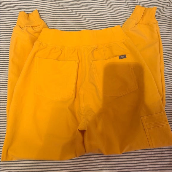 Figs Bright Yellow Scrub Top - Picture 7 of 7